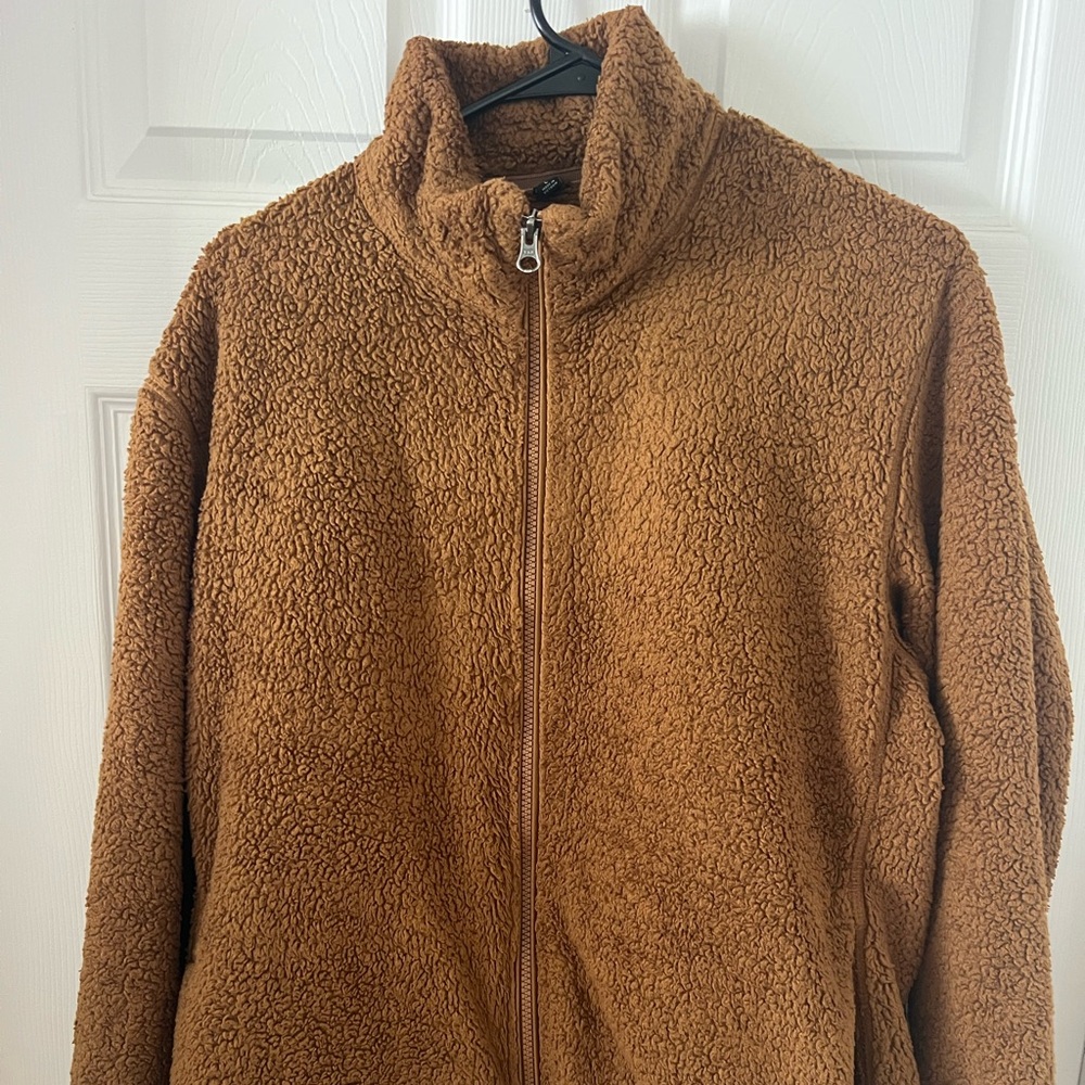 UNIQLO Men’s Fleece Sweater Size Large *Mint Condition*